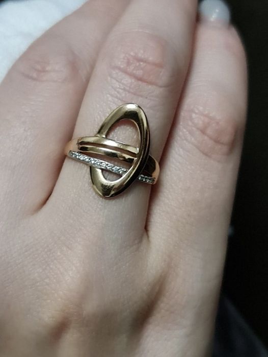 Новое золотое кольцо 18 размера