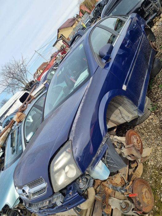Dezmembram Opel Vectra 2.2 si 1.9 dti