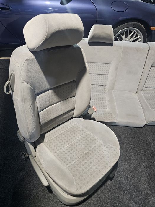 Interior velur Volkswagen Golf 4 hatchback (2usi)