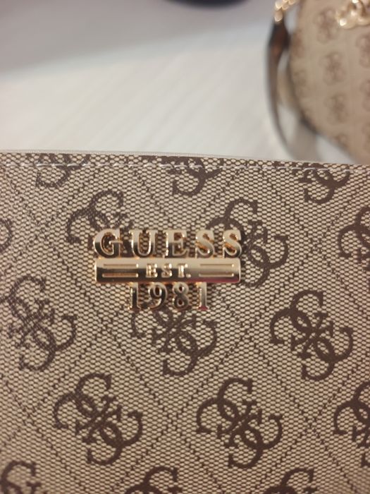 Set Geanta și Portofel Dama