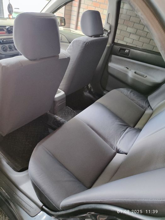 Продам машину Mitsubishi Lancer