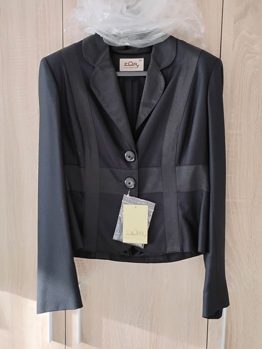 Луксозно дамско сако