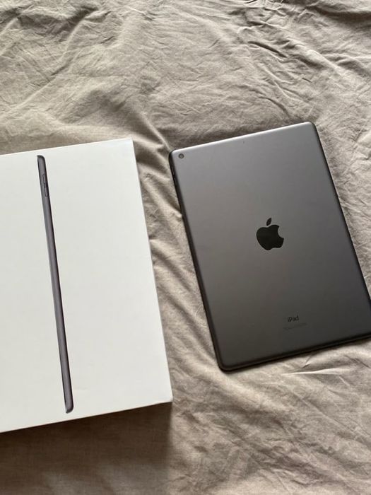 iPad 9 64гб в идеальном состоянии