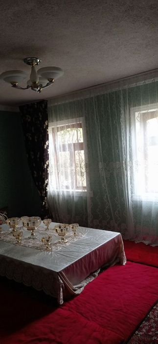 Срочно ховли сотилади паркенскый бозорга якин жой