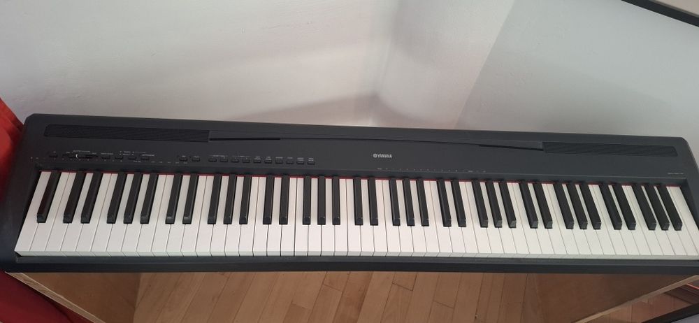 Pian Yamaha P 95