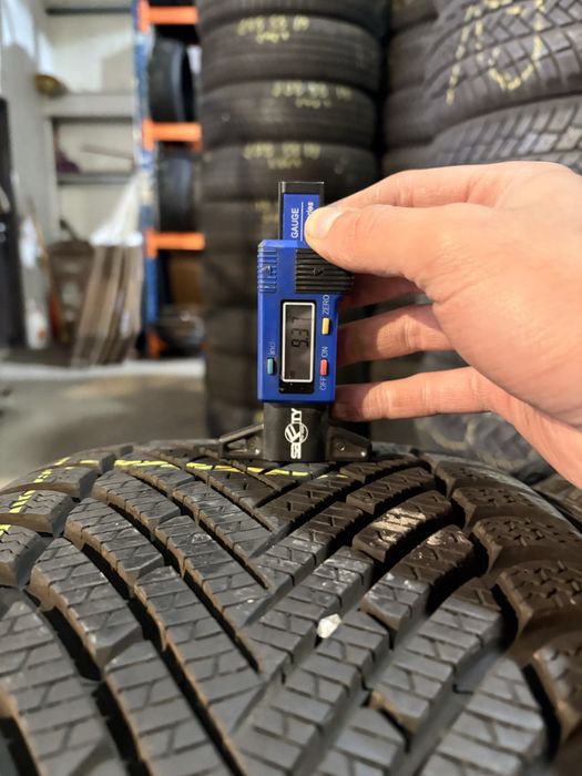 Anvelope iarna 235/45/18 Pirelli Powergy 235 45 18 R 18