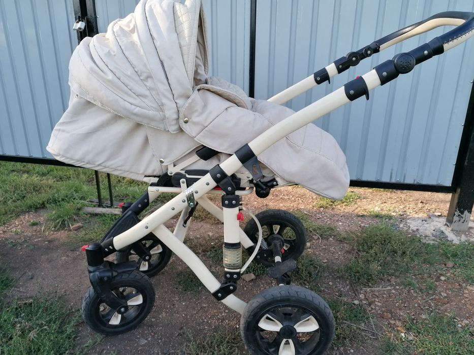 Детская коляска 3 в 1 Adamex