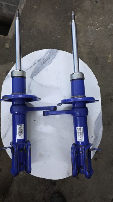 Стройки передние ВАЗ-2108 и их модификаций