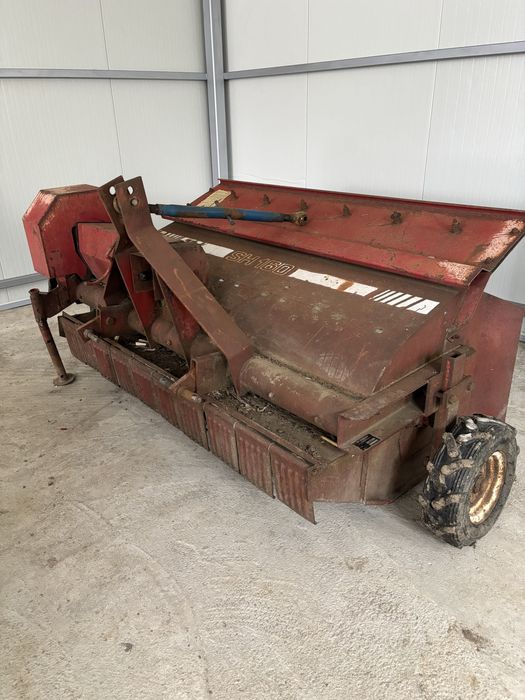 Tocatoare resturi vegetale