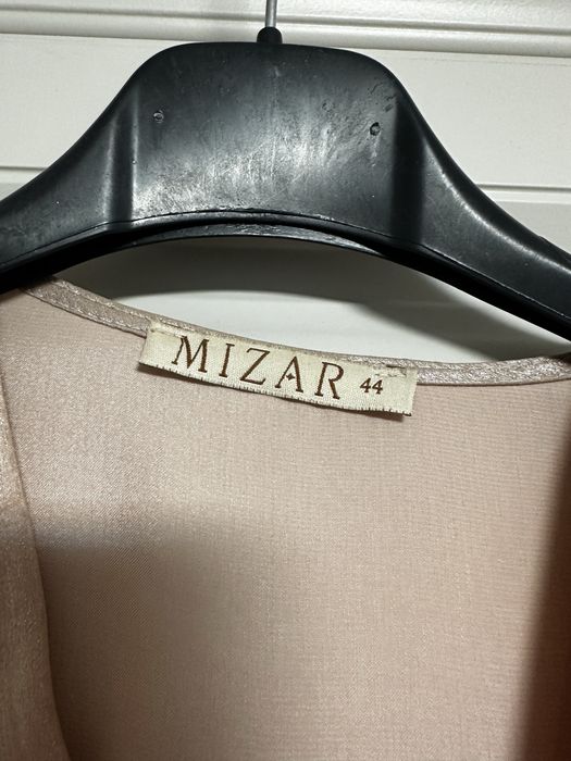 Rochie seara, Mizar