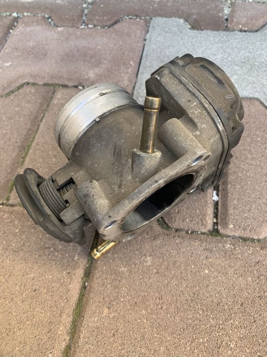 Дросел клапа голф 4 golf4