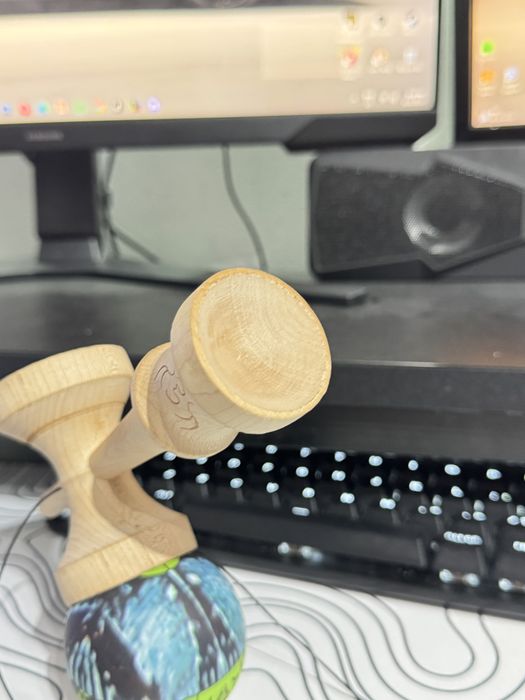 Kendama Krom Yasu Pro Model
