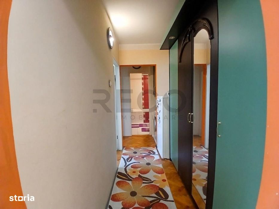 RECO Apartament cu 3 camere decomandat zona Decebal