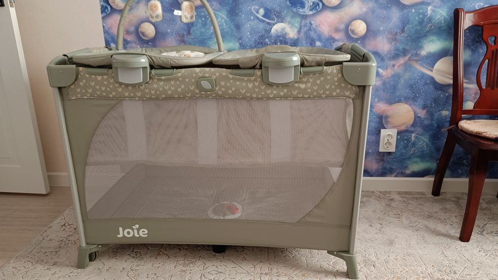 Детская кроватка манеж Joie