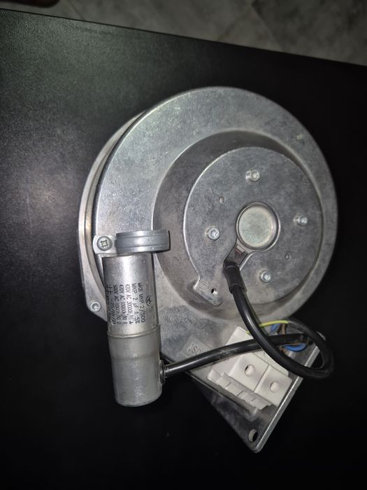 Ventilator/suflantă