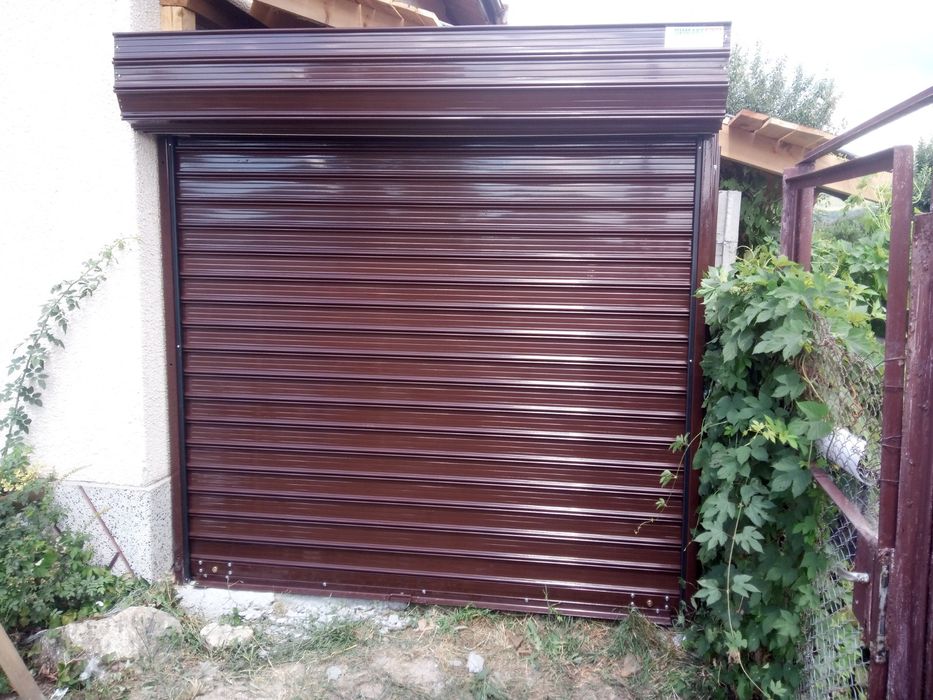 Монтаж на врати ролетни ,термо,секционни промишлени и задвижване .