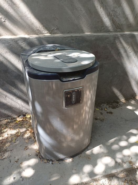 Продам стиральную машину Самсунг