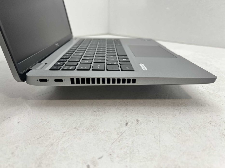 Реновиран лаптоп Dell Latitude 5430 Touch i7-1265U 32GB 510GB гаранция