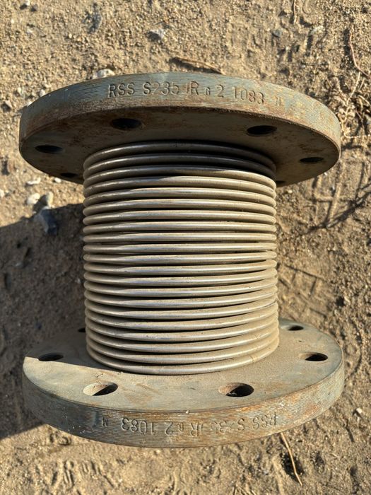 Вибровставка фланцевая ду 100. Компенсатор сильфонный ксо 100 16 100. Fc10 компенсатор. Компенсаторы fc10. Компенсатор сильфонный ксо 200-16-80.