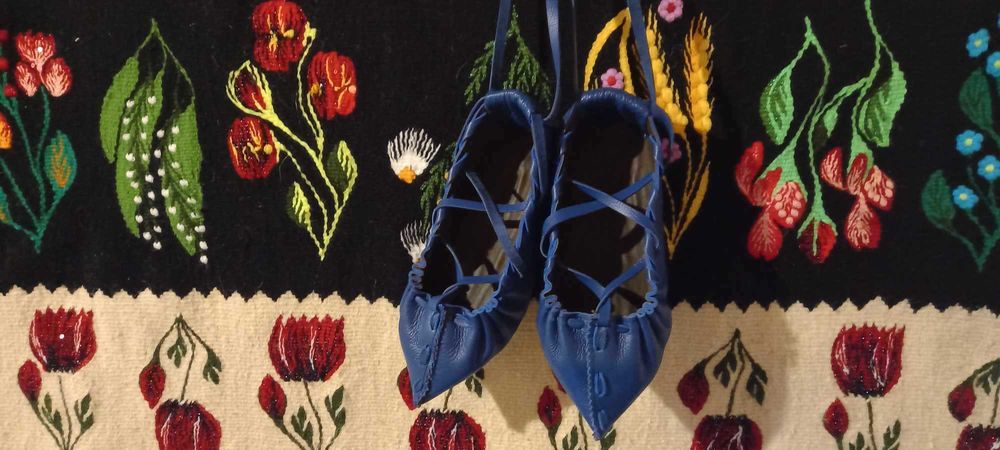 Opinci traditionale pentru copii