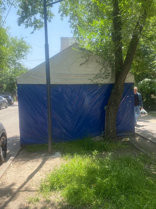 Прадам палатку 8на 4