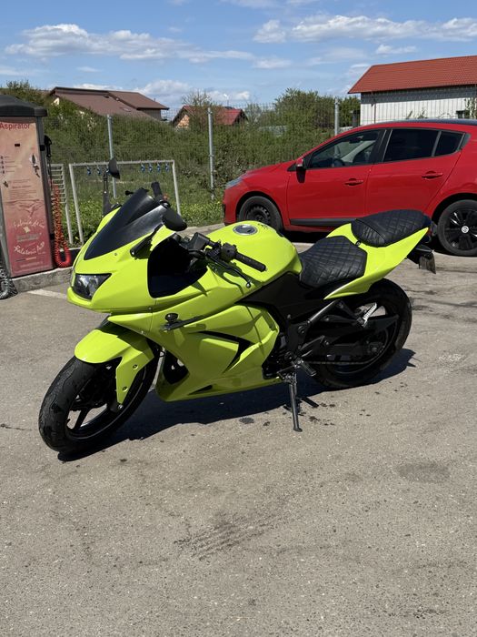Kawasaki ninja 250r 2008 CITITI DESCRIEREA