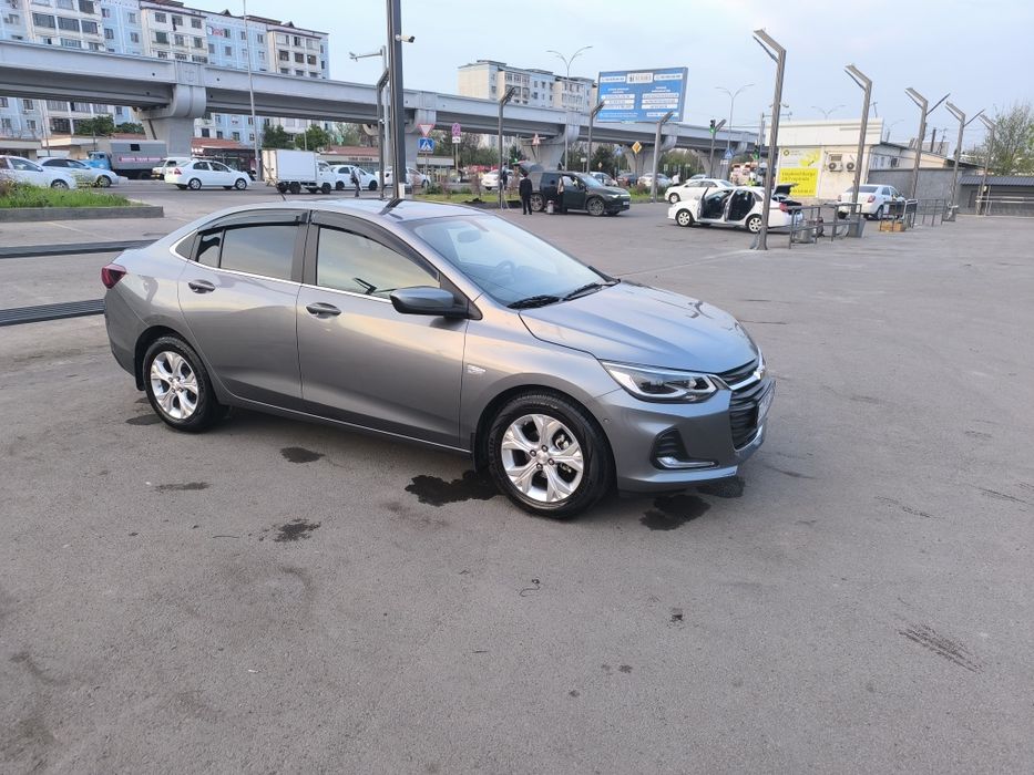 Оникс 6 позиция сотилади