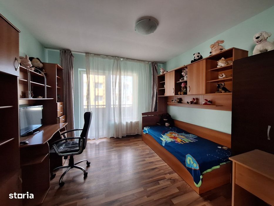Apartament decomandat, etajul 1, zona KIK