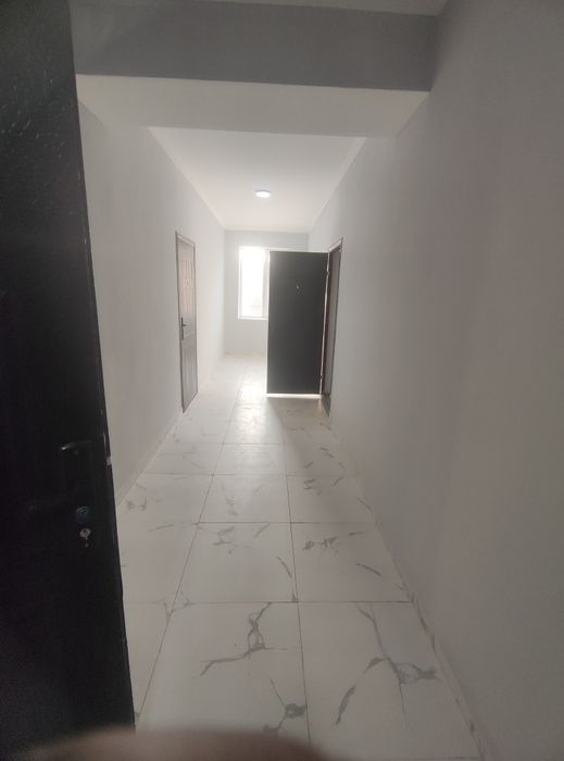 Сергили метрони 3чи бекати 1хона 30квадрат 39минг