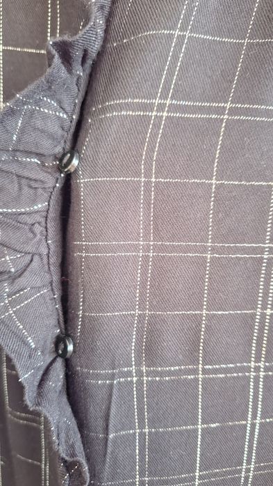 Camașuță neagra cu dungi argintii