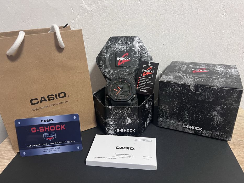 G-Shock Casio GA-2100 negru&roșu
