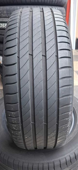 2бр. 205/55/16 Michelin 6.3mm грайфер, дот 21г. Безплатен монтаж