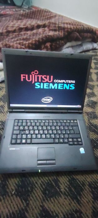 Noutbuk fujitsu siemens