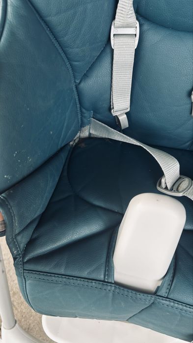 Продам стульчик для кормления peg perego