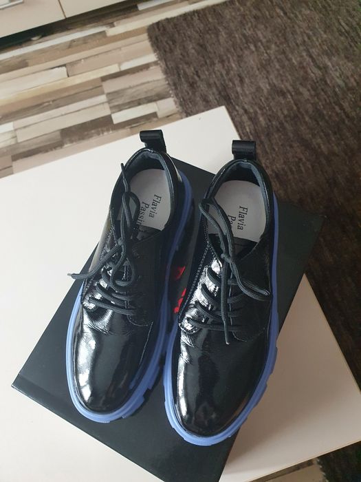 Pantofi din piele Grixx 38