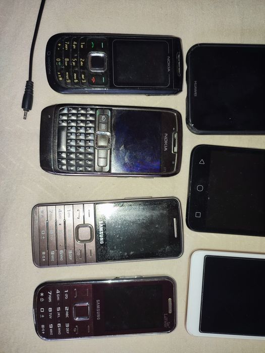 Lot telefoane vechi - funcționale