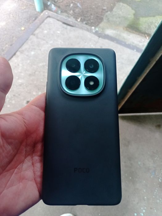 Продам Poko m8 8/256 5g
