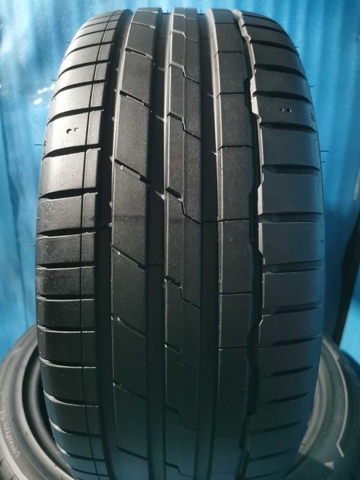225/40 ZR18 - 245/35 ZR18 hankook 4 bucati