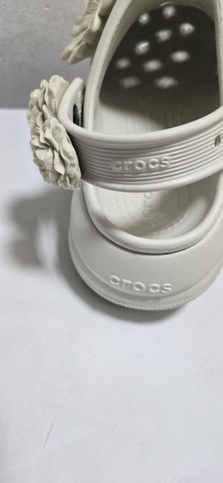 Original crocs model deosebit