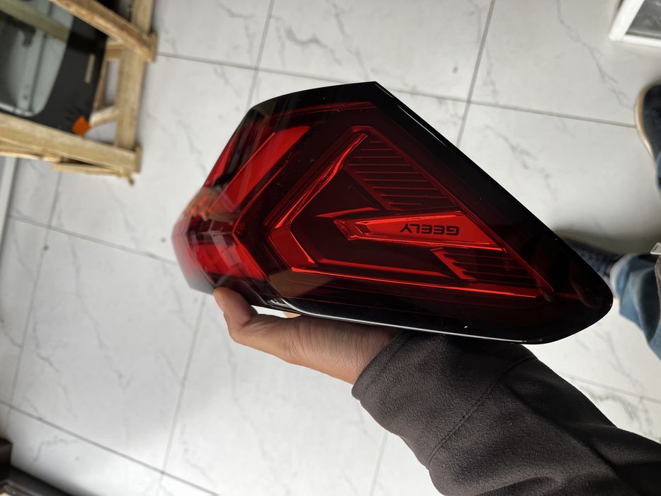 Geely coolray задний стоп фар левый кулрай кулрей оригинал