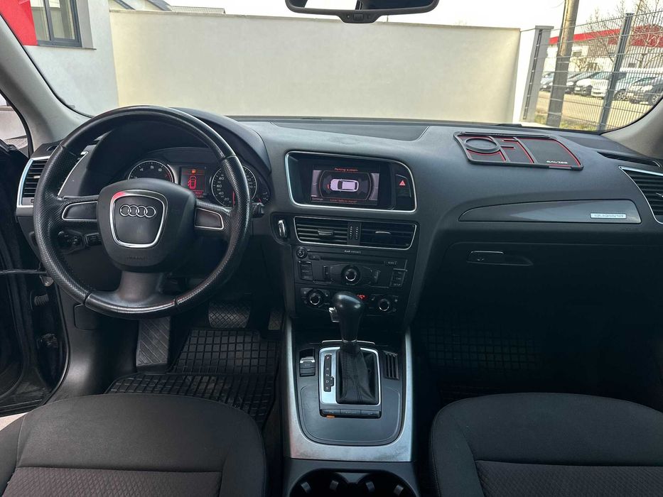 Audi Q5 2,0 tfsi quattro 2010 automat accept variante !