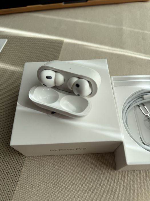 Оригинални Apple Airpods 2 Pro Отлични от Istyle.bg 100% Автентични