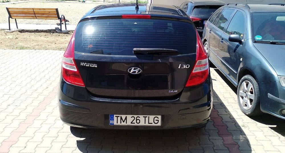 Vand Hyundai i30 din 2010 Blue Edition 1.4MPI 16 valve 105c.p