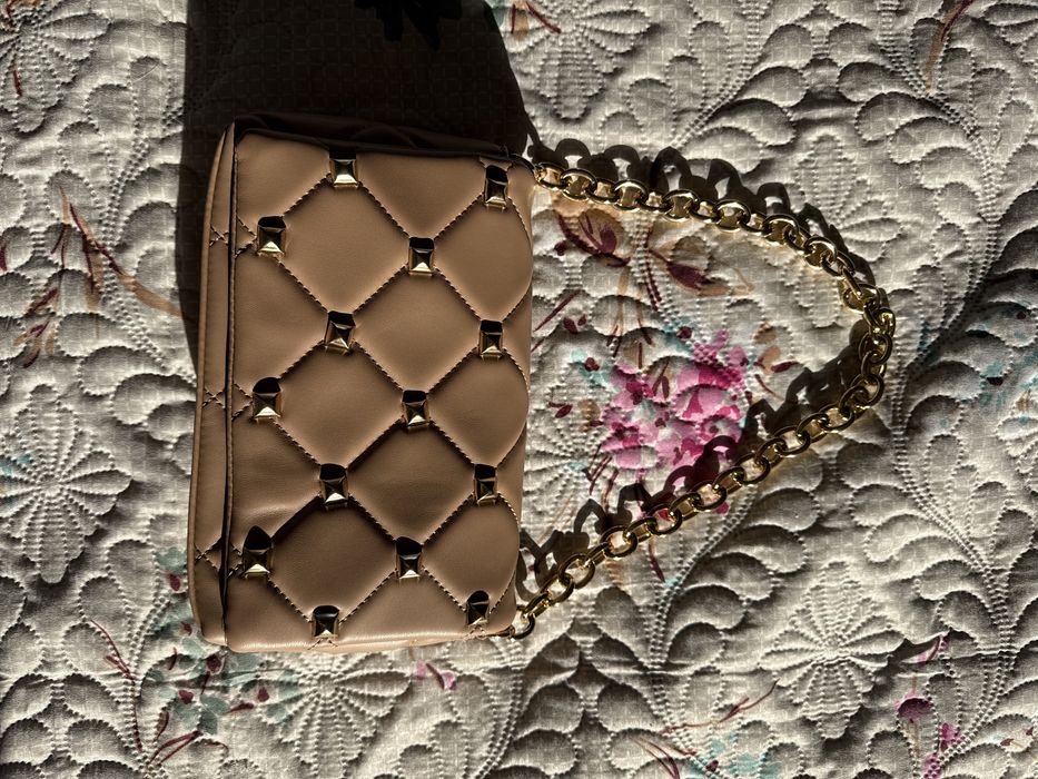 Дамска чанта тип валентино valentino