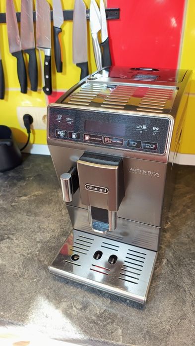 Espresor, aparat de cafea DeLonghi Autentica