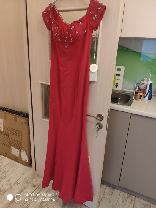 Официална дамска рокля