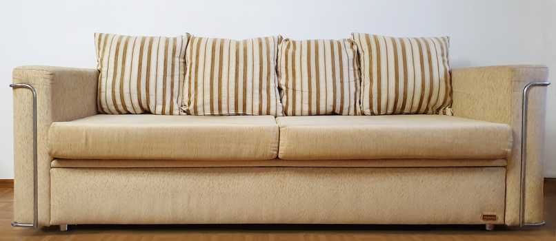 Мягкий уголок диван и 2 кресла.