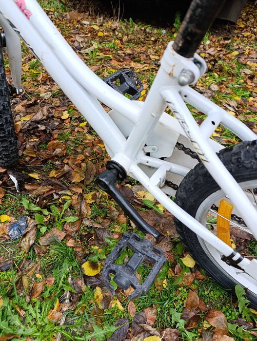 Детско колело с педали 4-8г