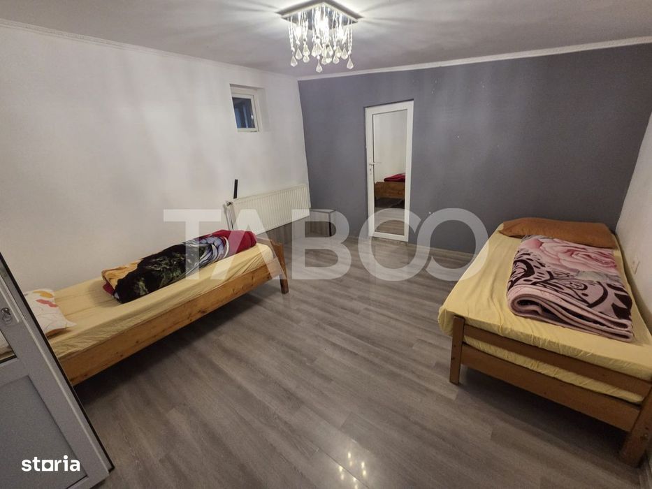 Casa de inchiriat 5 camere pentru 10 persoane zona Centrala