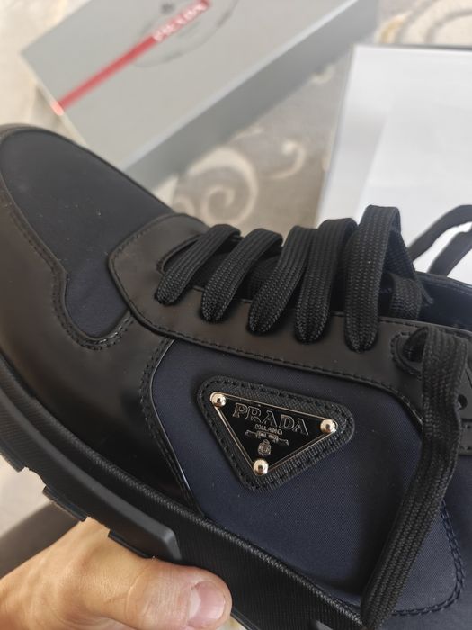 Продам Кроссовки Prada